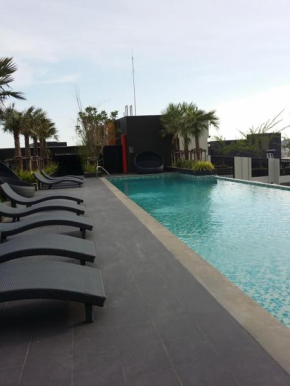 The Chezz Condo by Ed, Pattaya